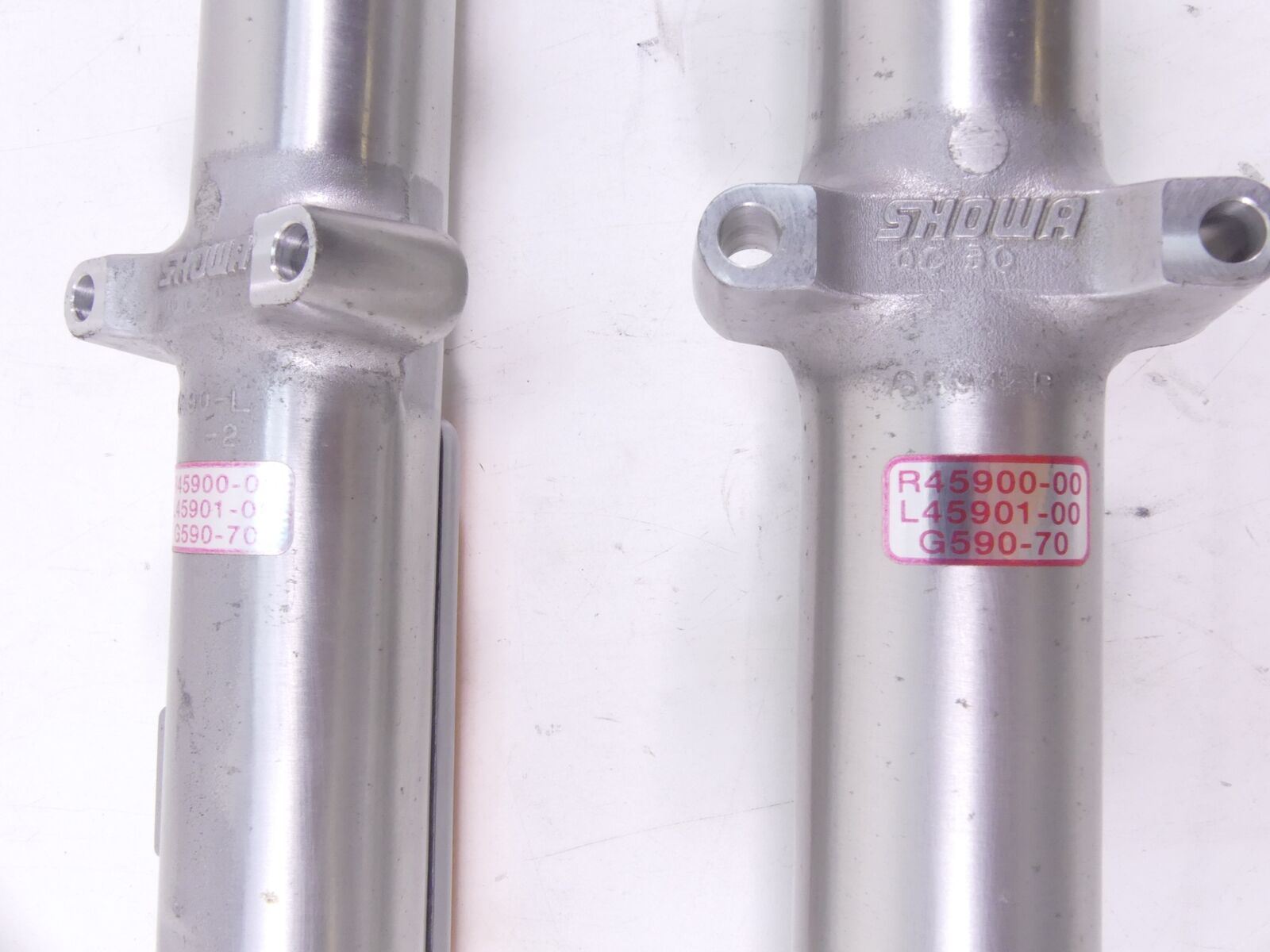 2001 Harley Davidson Sportster XL883 Straight Showa Front Fork Set 39Mm 45900-00 {{ shop.shopifyCountryName }} - Mototech271