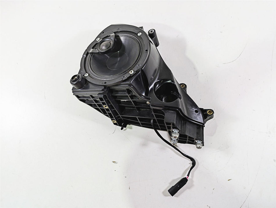 2017 Harley Touring FLHTKSE CVO E-Glide Right Front Speaker & Housing 57000175 {{ shop.shopifyCountryName }} - Mototech271