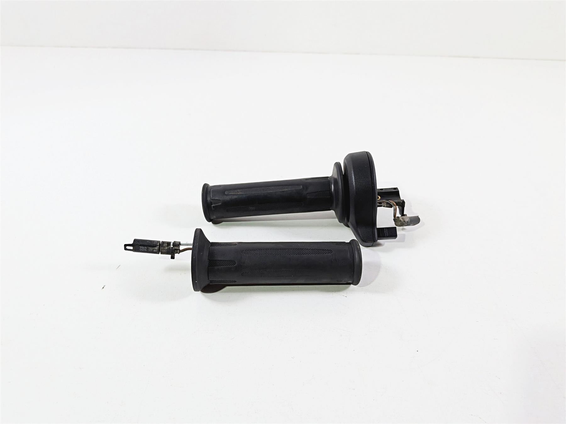 2023 BMW F850GS K81 Left Right Hand Heated Cruise Grip Set 61318552120 {{ shop.shopifyCountryName }} - Mototech271