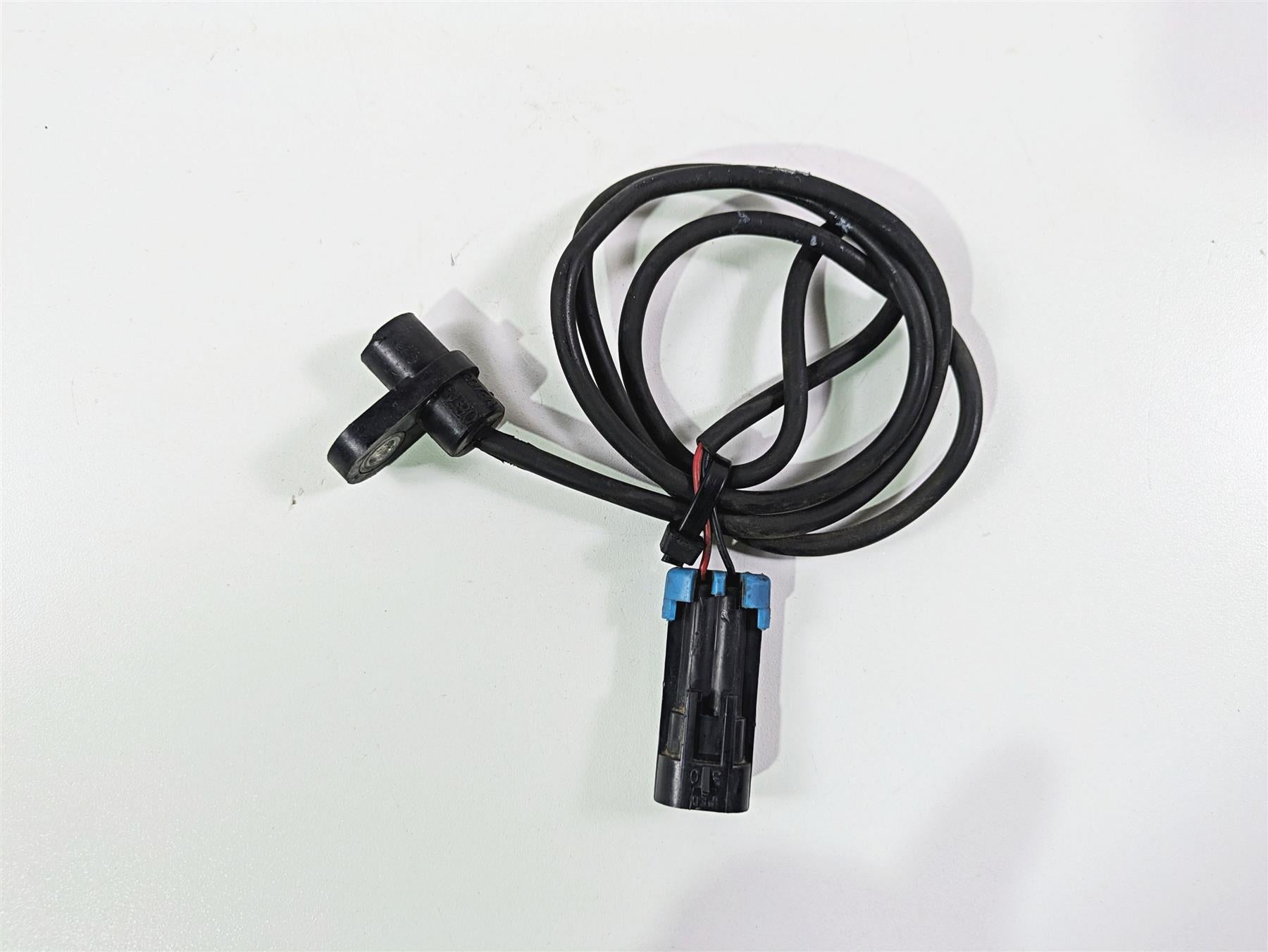 2018 Indian Springfield Dark Horse Rear Brake Abs Wheel Speed Sensor 4014216 {{ shop.shopifyCountryName }} - Mototech271