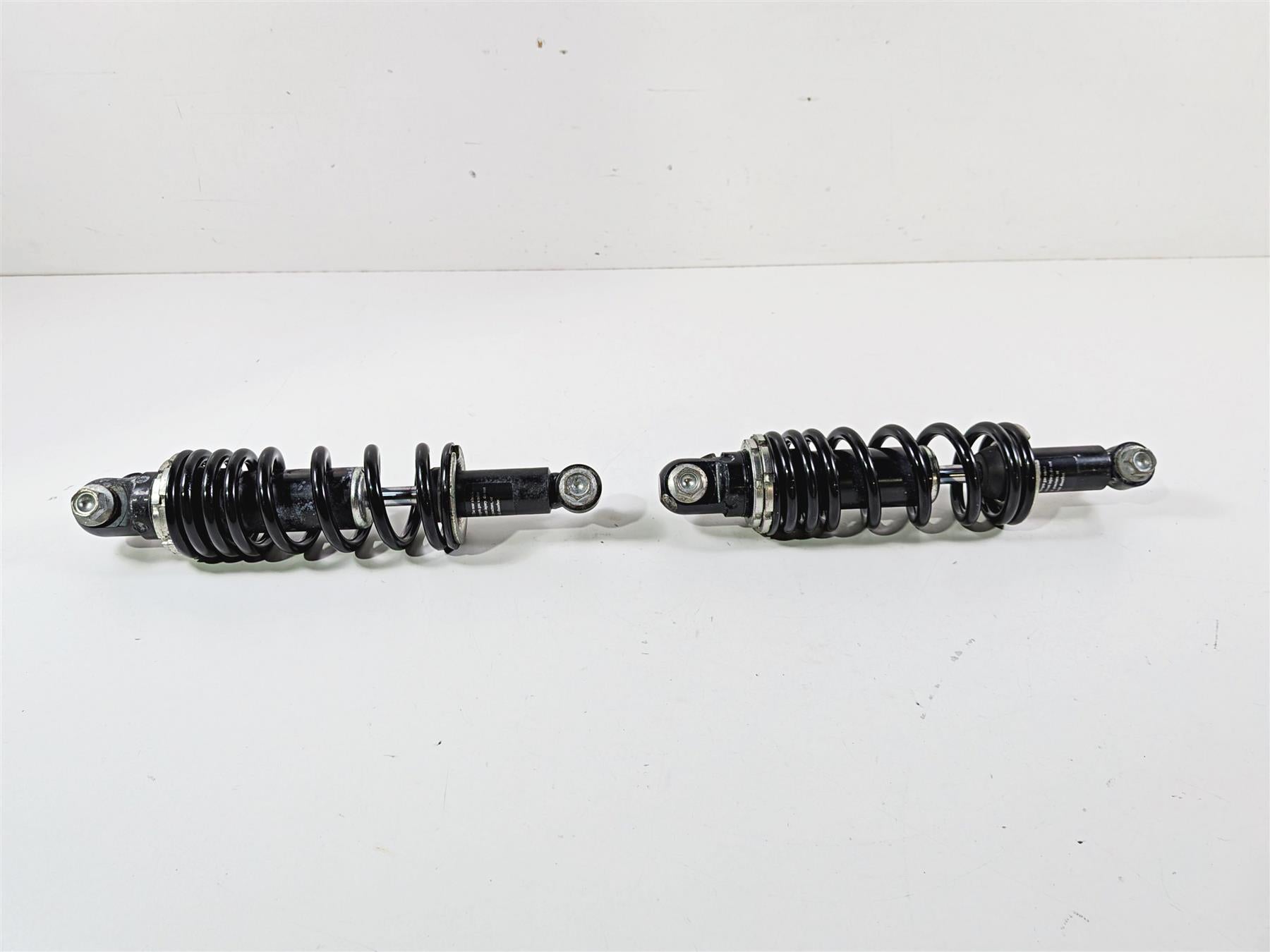 2021 Indian Scout 1200 Rear Shock Damper Set 1543761 1504596 1543748 1504597 {{ shop.shopifyCountryName }} - Mototech271