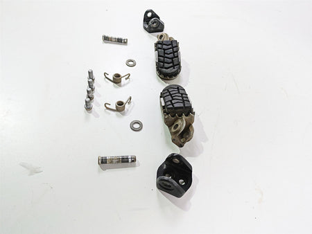 2020 KTM 1290 Super Adventure R Rider Footpeg Set & Clips & Bolts 60003040133 {{ shop.shopifyCountryName }} - Mototech271