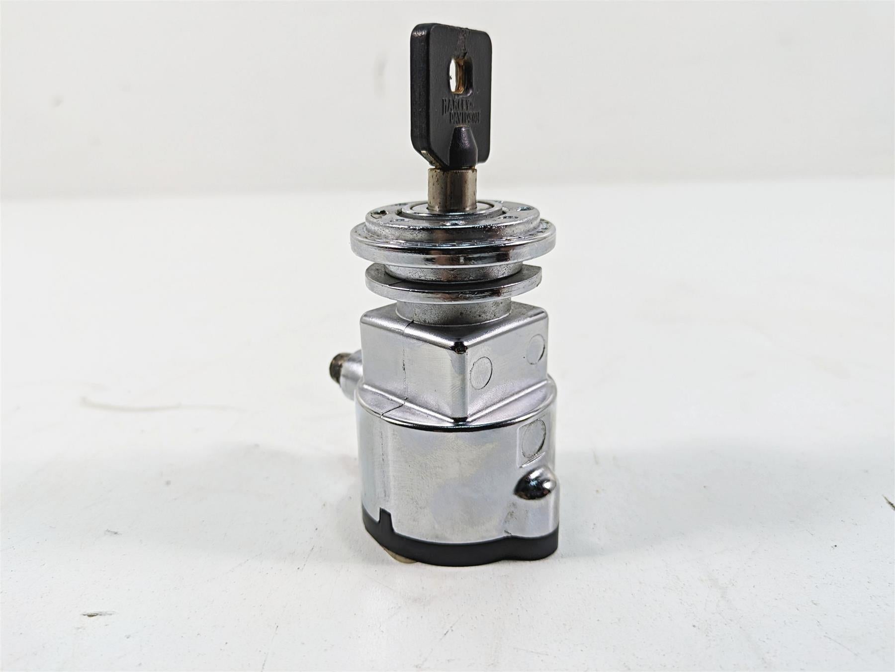 2009 Harley FXDF Dyna Fat Bob Ignition Switch Steering Lock Set 71430-06B {{ shop.shopifyCountryName }} - Mototech271