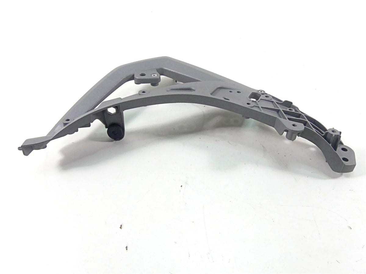 2014 BMW R1200GS K50 Front Left Cover Panel Carrier Stay Bracket 46638528673 {{ shop.shopifyCountryName }} - Mototech271