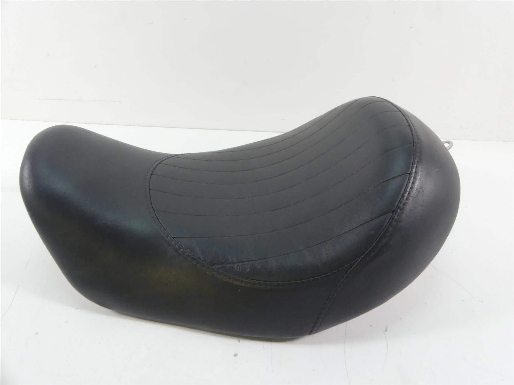 2009 Harley FXDF Dyna Fat Bob Front Driver Rider Saddle Seat - No Tears 53108-08 {{ shop.shopifyCountryName }} - Mototech271