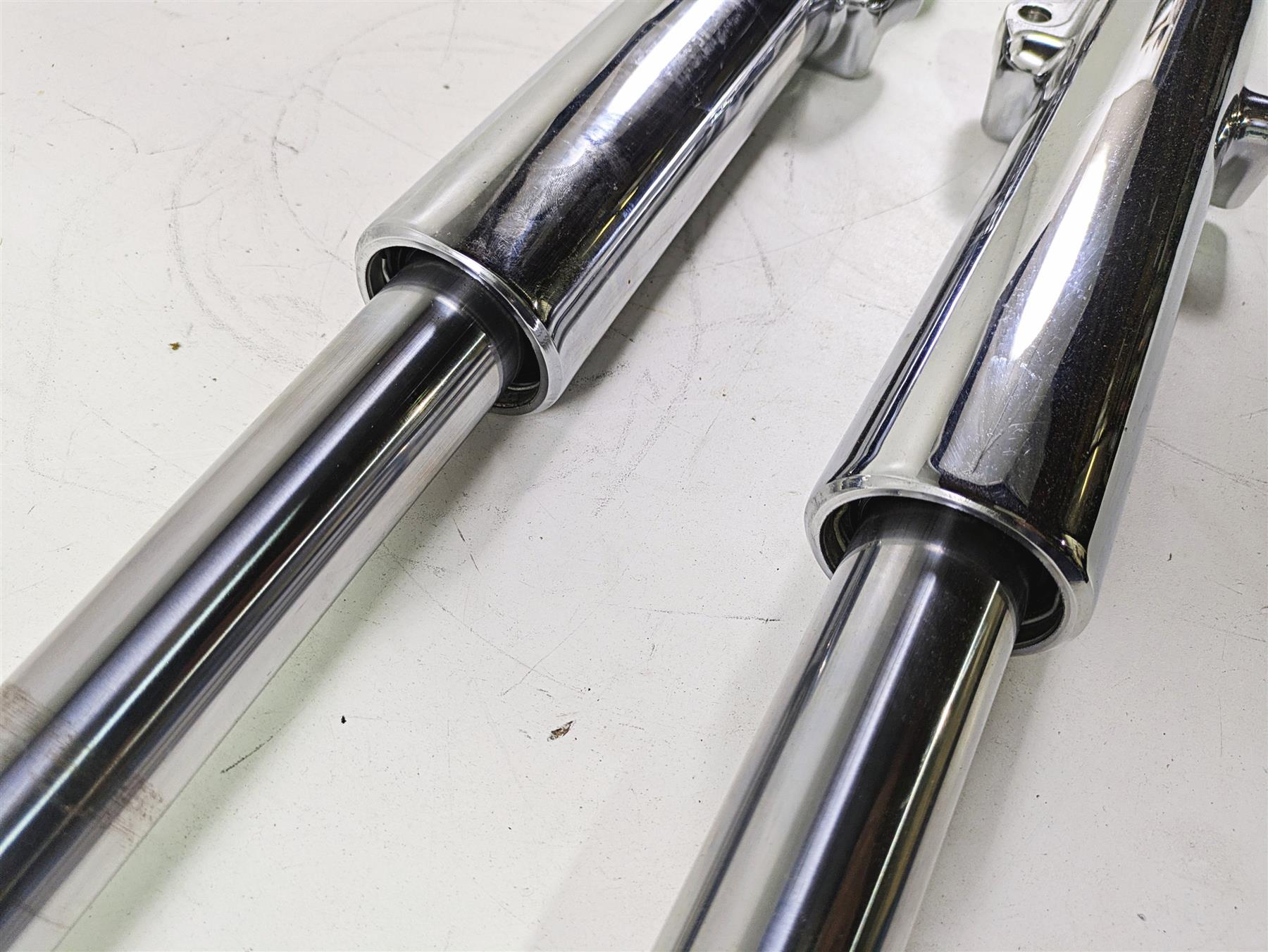 2011 Harley Touring FLHTCUSE CVO E-Glide Chrome Front Fork Leg Set 48790-09 {{ shop.shopifyCountryName }} - Mototech271