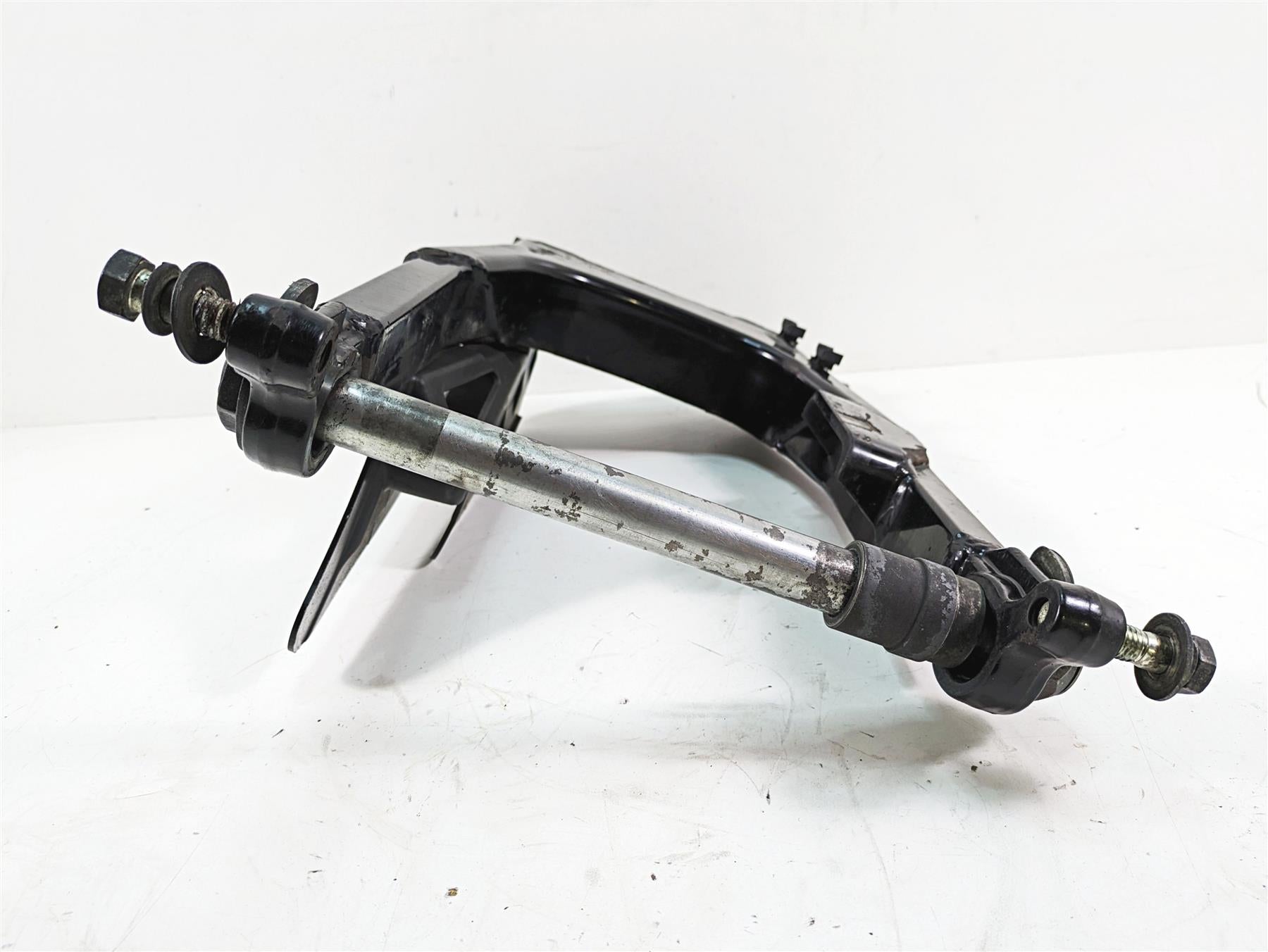 2005 Harley Touring FLHTCUI Electra Glide Rear Swing Arm Swingarm 1" 45470-02 {{ shop.shopifyCountryName }} - Mototech271