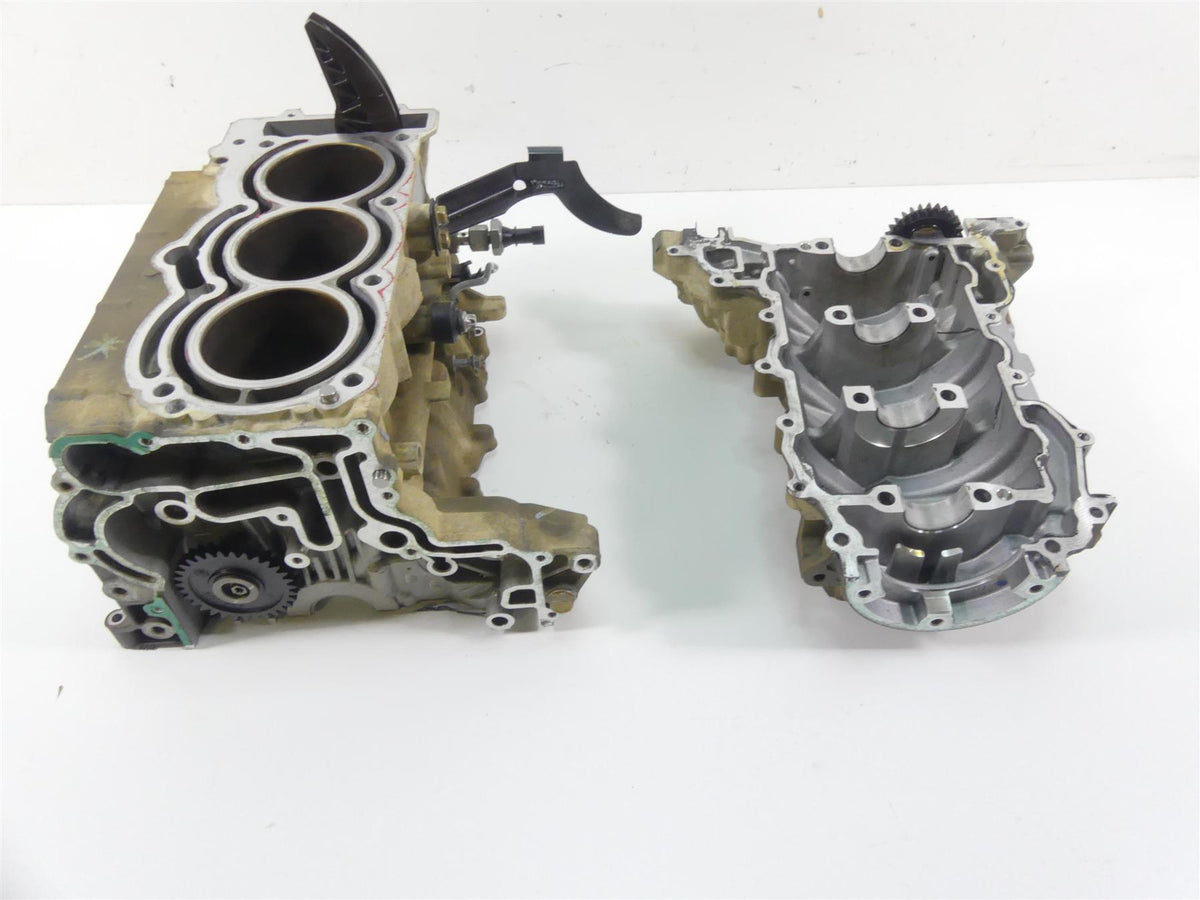 2018 Can Am Maverick X3 Turbo STD Crankcase Crank Engine Case Set 420893001 {{ shop.shopifyCountryName }} - Mototech271