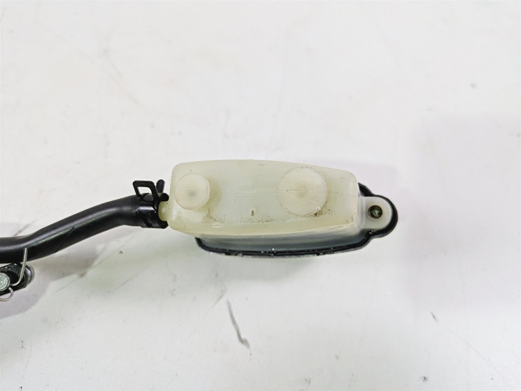2010 Harley VRSCF Muscle Rod Rear Brake Master Cylinder READ 44740-06A {{ shop.shopifyCountryName }} - Mototech271