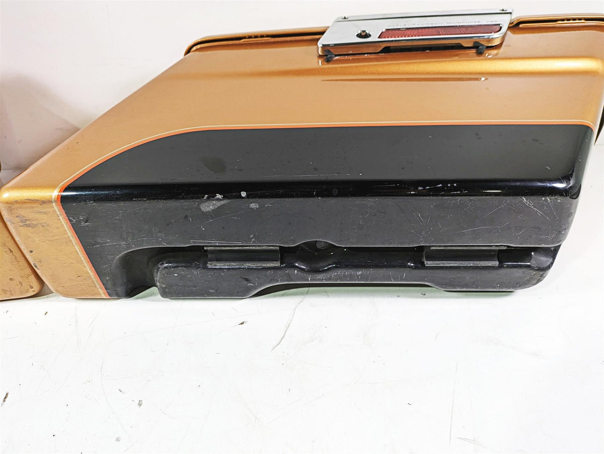 2008 Harley Touring FLHTCU E-Glide 105TH Saddlebag Saddle Bag Set 90752-93 {{ shop.shopifyCountryName }} - Mototech271