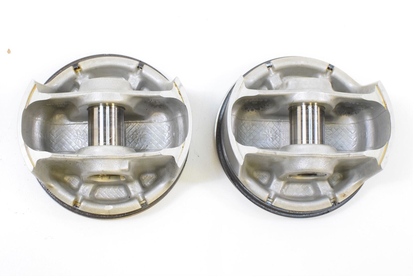 2015 Indian 111ci Roadmaster Cylinder Jug Barrel & Piston Set 5632735 {{ shop.shopifyCountryName }} - Mototech271