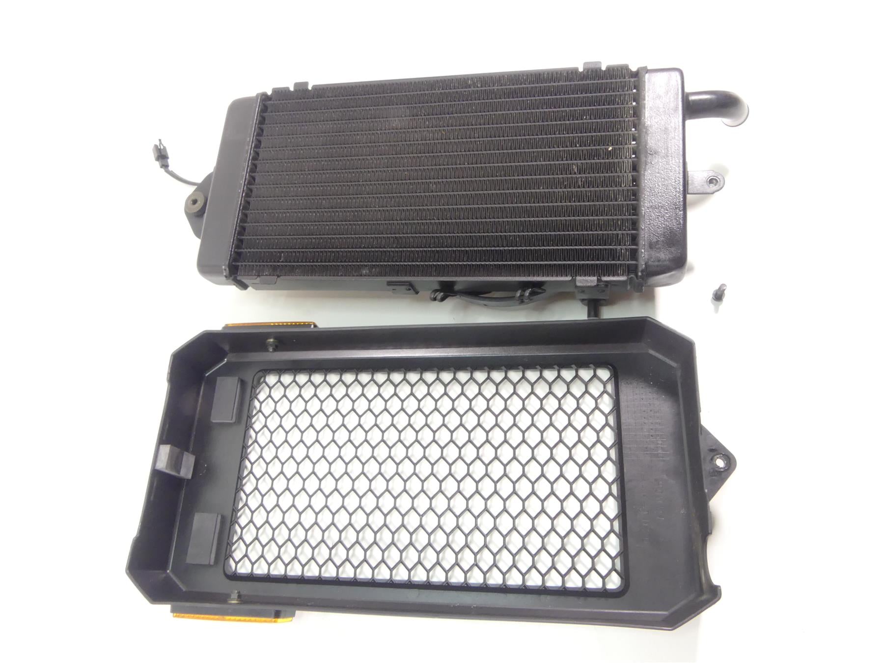 2003 Honda VT1100 C2 Shadow Sabre Radiator Fan Cover Reservoir Set 19010-MCK-A01 {{ shop.shopifyCountryName }} - Mototech271