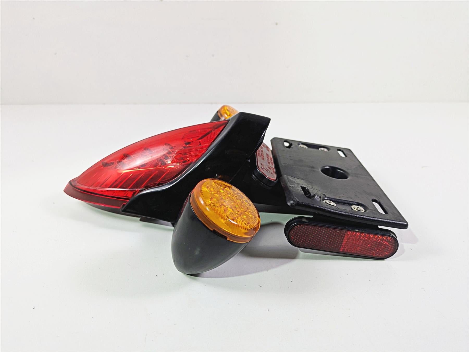 2018 Indian Springfield Dark Horse Taillight Blinker Plate Holder - Read 2412442 {{ shop.shopifyCountryName }} - Mototech271