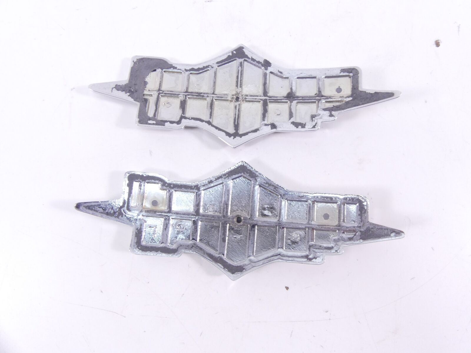 2011 Harley Softail CVO FLSTSE2 Convertible Fuel Gas Tank Emblem Badge 62329-11 {{ shop.shopifyCountryName }} - Mototech271