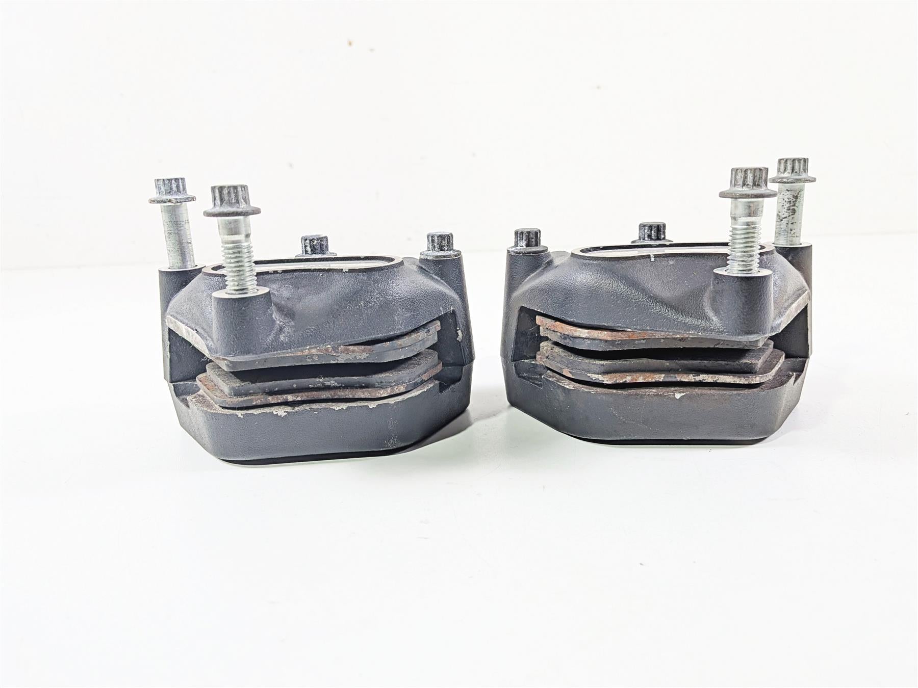 2000 Harley Touring FLHRCI Road King Front Brake Caliper Set 44023-00C 44046-00D {{ shop.shopifyCountryName }} - Mototech271