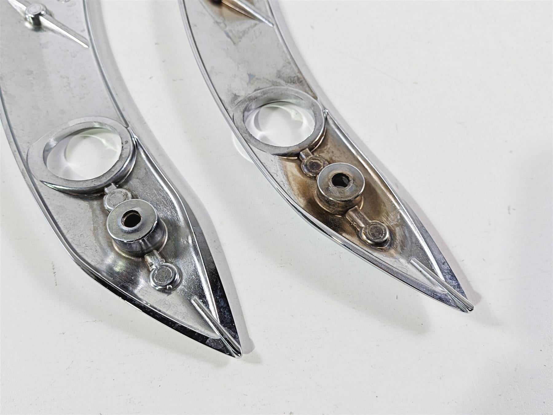2015 Indian Chieftain Rear Fender Side Struts 5139599 5139598-Mototech271