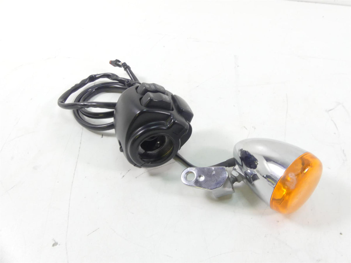2014 Harley Dyna FXDF Fat Bob Left Hand Light Blinker Control Switch 72945-12 {{ shop.shopifyCountryName }} - Mototech271