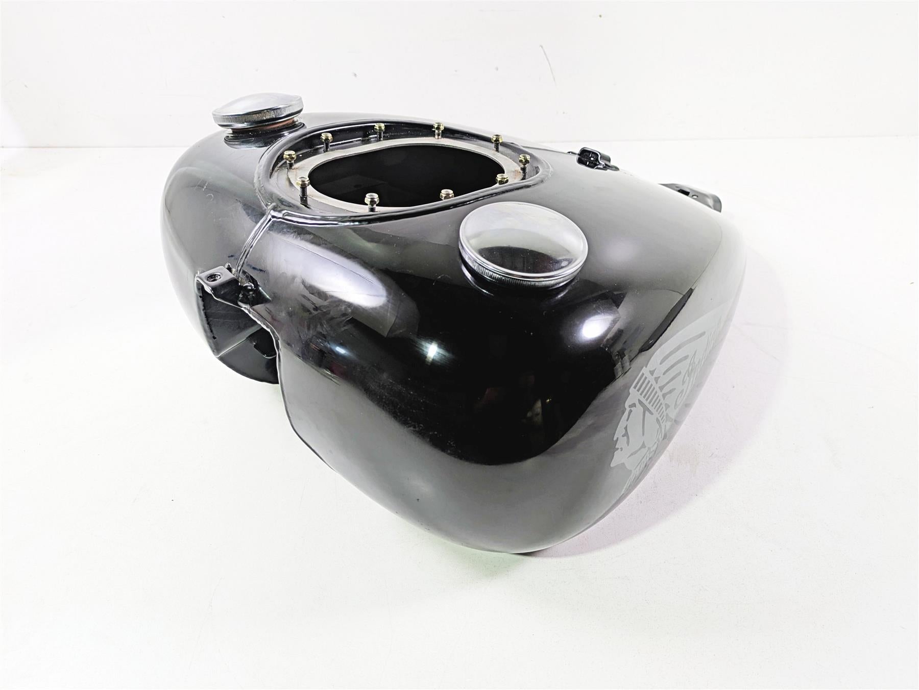2017 Indian Chieftain Limited Gloss Black Gas Fuel Petrol Tank - No Dent 1021997 {{ shop.shopifyCountryName }} - Mototech271