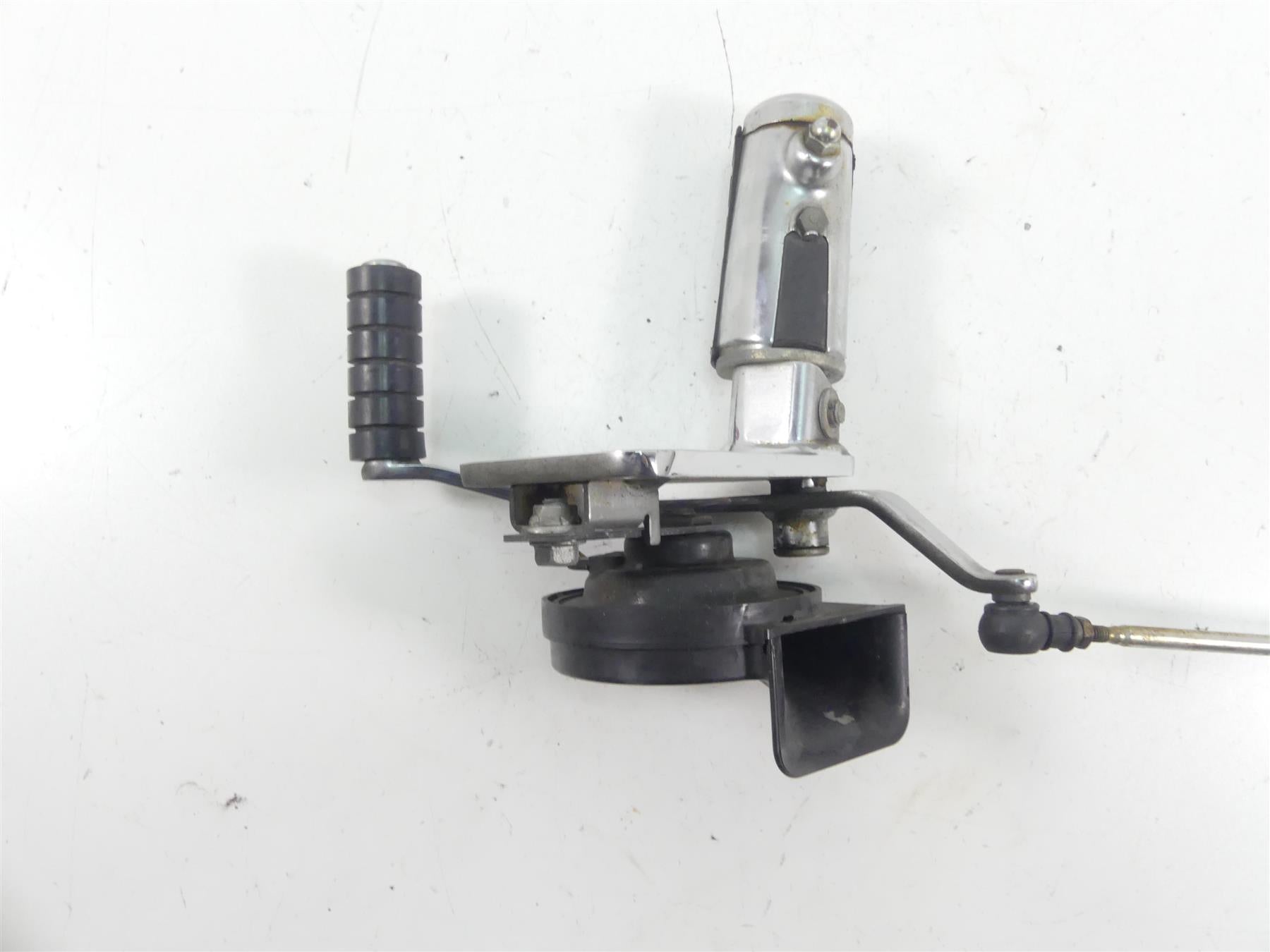 2003 Honda VTX1800 C Left Front Foot Peg & Shifter Parts 50625-MCH-000 {{ shop.shopifyCountryName }} - Mototech271