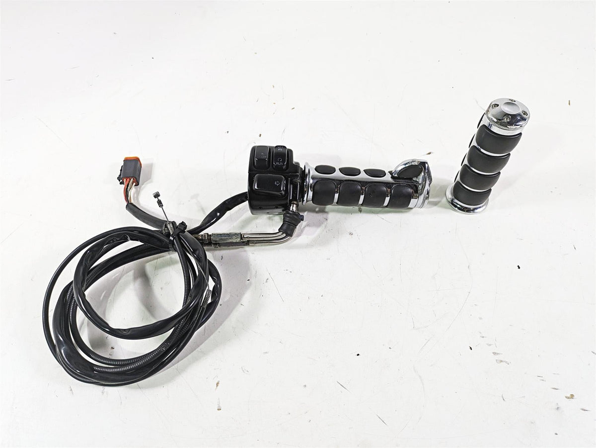 2003 Harley Dyna FXDL Low Rider 100TH Right Hand Control Switch 71589-96B {{ shop.shopifyCountryName }} - Mototech271