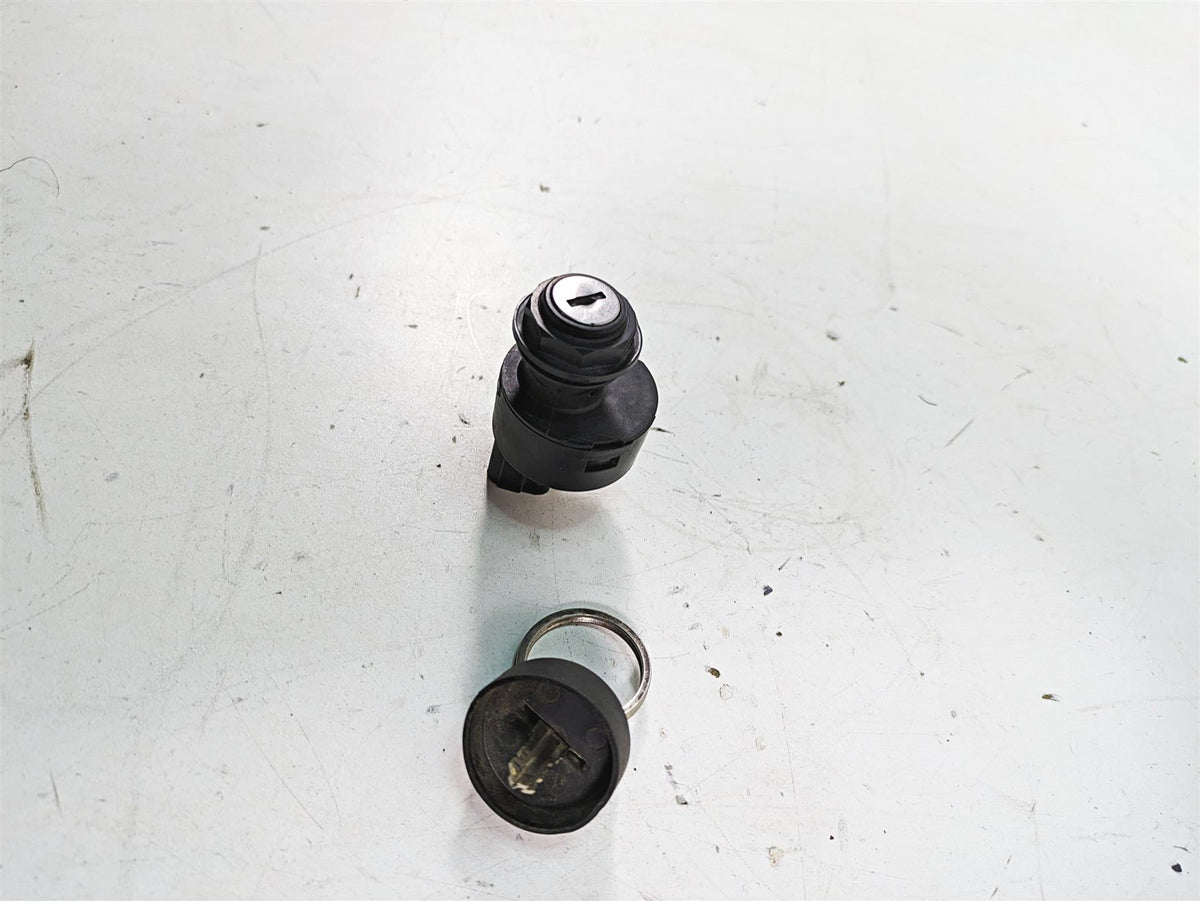 2019 Yamaha YXZ1000 R EPS SS SE Key And Ignition Switch Set 5UG-H2510-00-00 {{ shop.shopifyCountryName }} - Mototech271