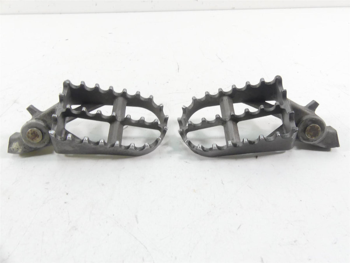 2012 BMW R1200 GS K255 Adventure Front Footpeg Foot Peg Rest Set 46717694557 {{ shop.shopifyCountryName }} - Mototech271