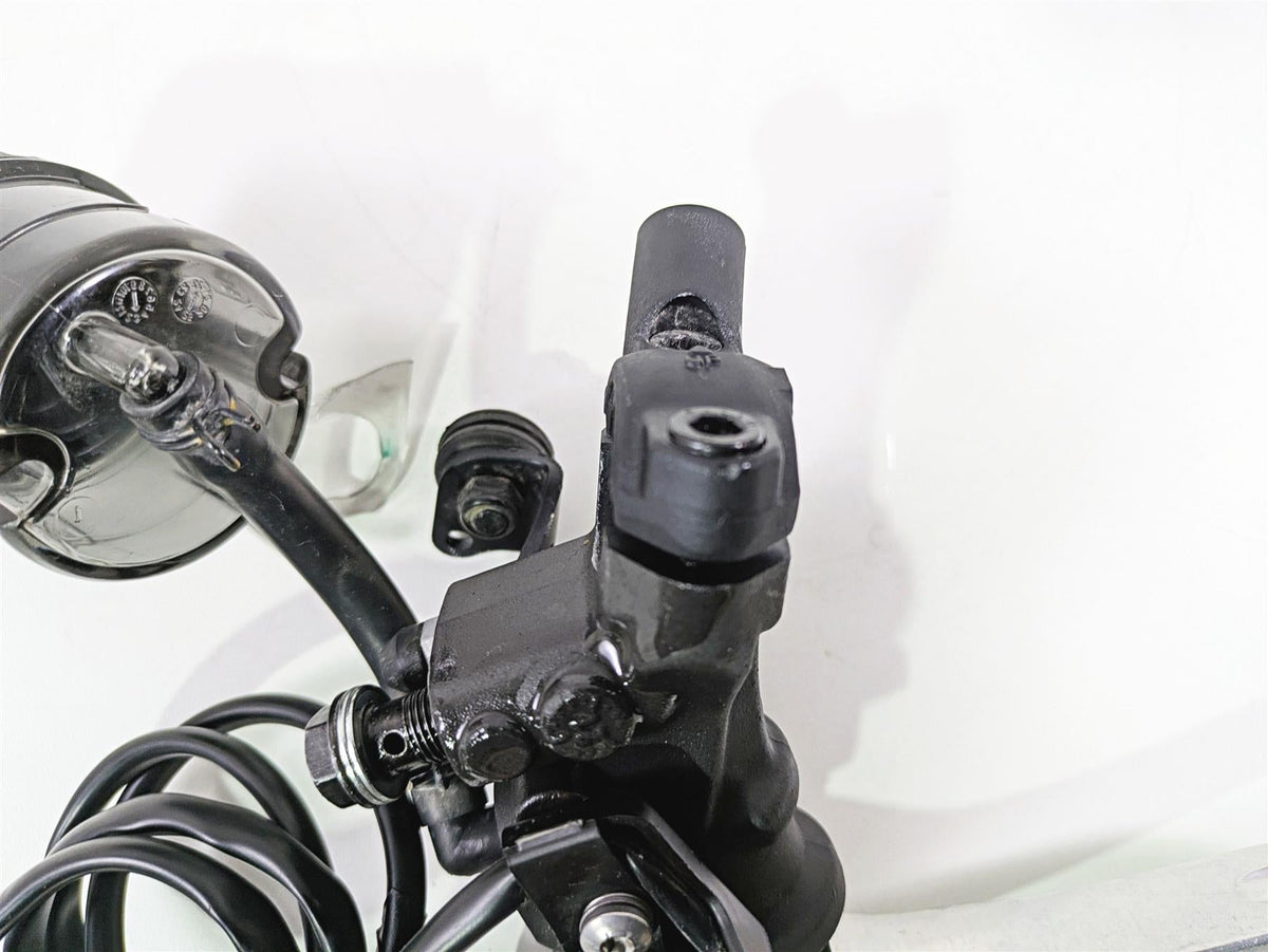 2024 Triumph Tiger 900 GT Front Radial Brake Master Cylinder T2022194 {{ shop.shopifyCountryName }} - Mototech271