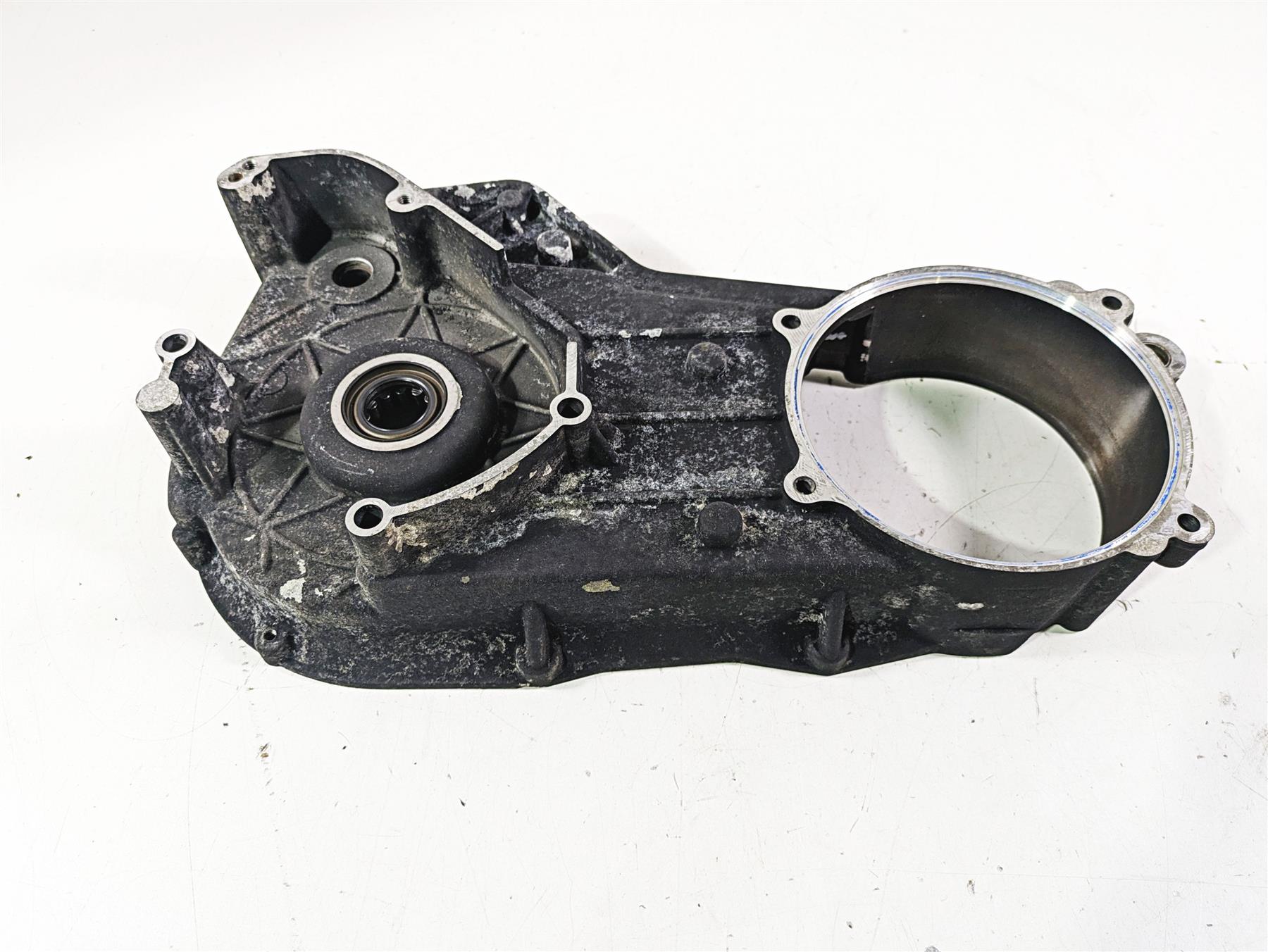 2003 Harley Touring FLHTCUI 100TH E-Glide Inner Primary Clutch Cover 60677-01B {{ shop.shopifyCountryName }} - Mototech271