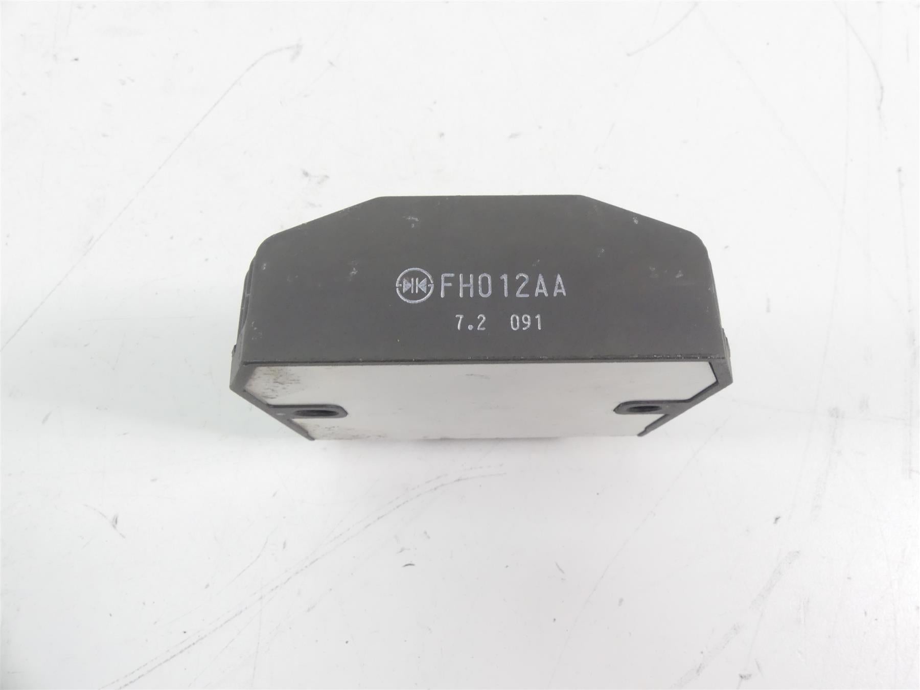 2007 Yamaha FZ1 Fazer Rectifier Voltage Regulator FH012AA 1D7-81960-01-00 {{ shop.shopifyCountryName }} - Mototech271