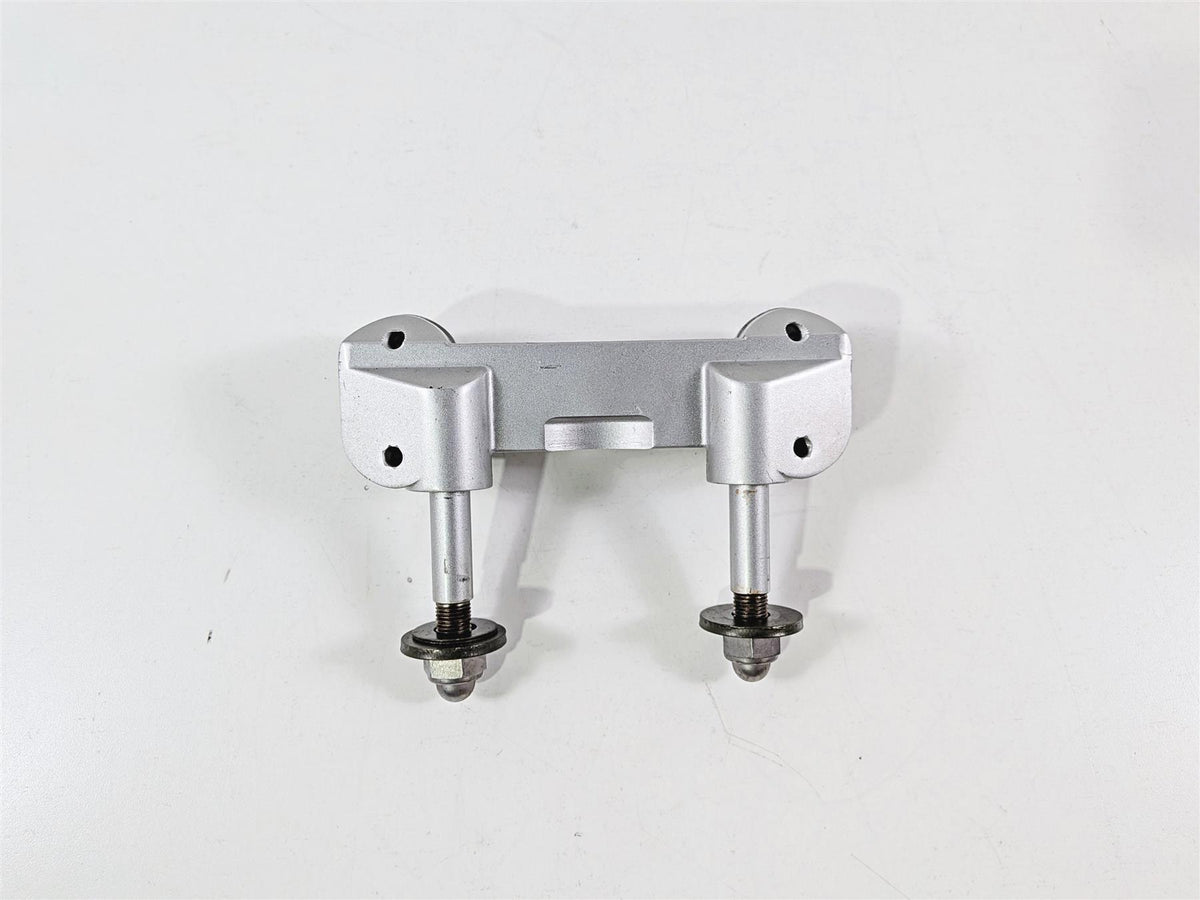 2006 Yamaha XVZ1300 Royal Star Handle Bar Riser Holder Carrier 1D6-23442-00 {{ shop.shopifyCountryName }} - Mototech271