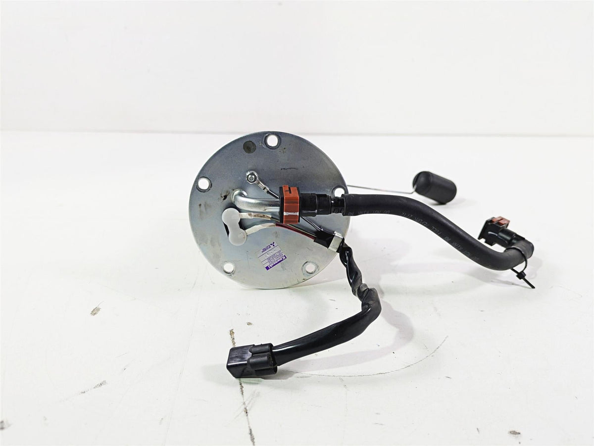 2023 Kawasaki EX400 Ninja Fuel Gas Petrol Pump - For Parts - Read 49040-0763 {{ shop.shopifyCountryName }} - Mototech271