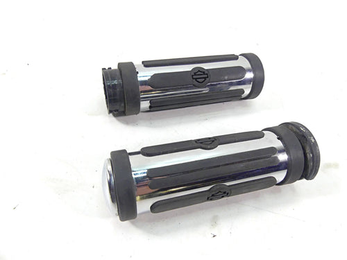2004 Harley Touring FLHTCUI Electra Glide Left Right Hand Grip Set | Mototech271