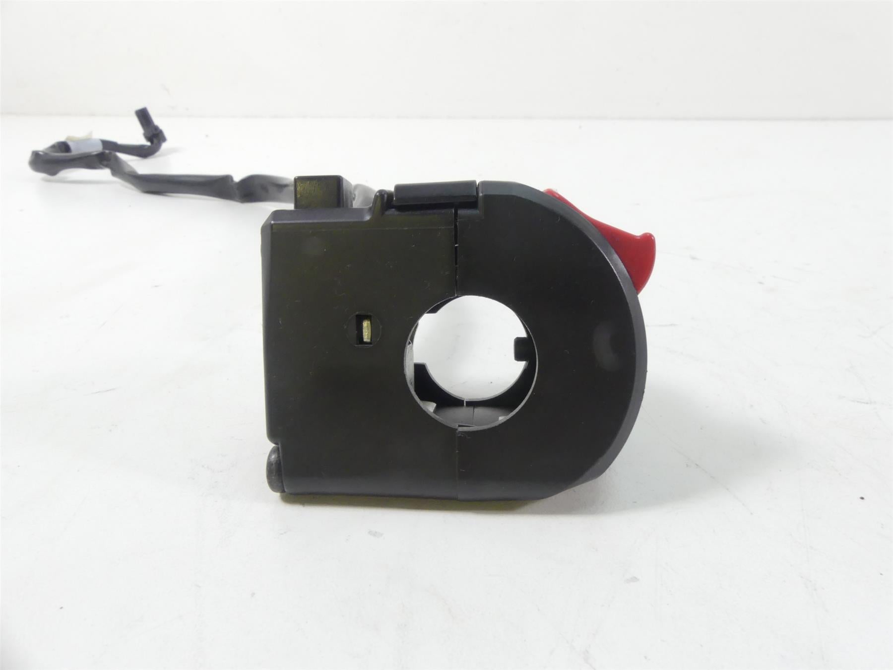 2015 Eric Buell Racing 1190SX Right Hand Kill Start Control Switch Y0745.1AY {{ shop.shopifyCountryName }} - Mototech271