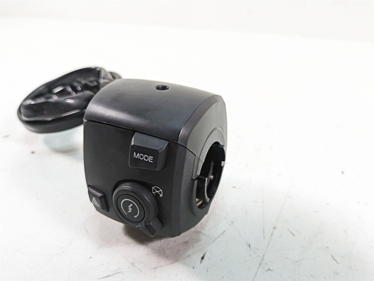 2022 Harley RA1250 S Pan America Right Hand Start Stop Control Switch 71500523A {{ shop.shopifyCountryName }} - Mototech271