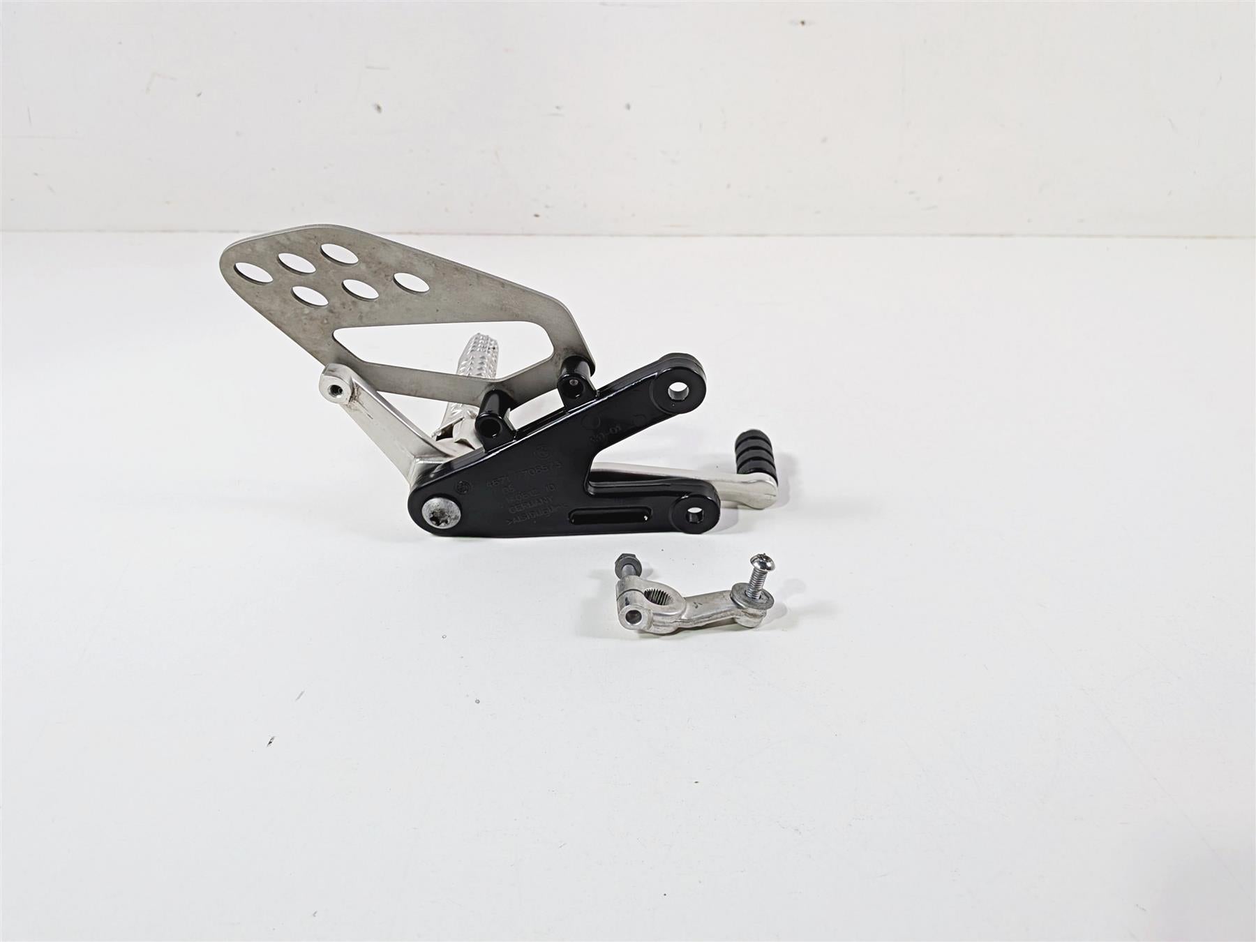 2014 BMW S1000RR K46 Left Front Foot Peg Set & Shifter Shift Lever 46717708573 {{ shop.shopifyCountryName }} - Mototech271