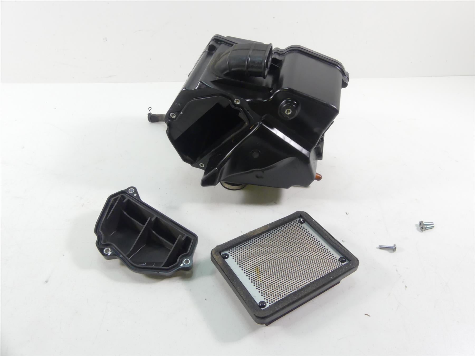 2015 Yamaha YZF-R3 Airbox Air Cleaner Breather Filter Box 1WD-E4411-00-00
