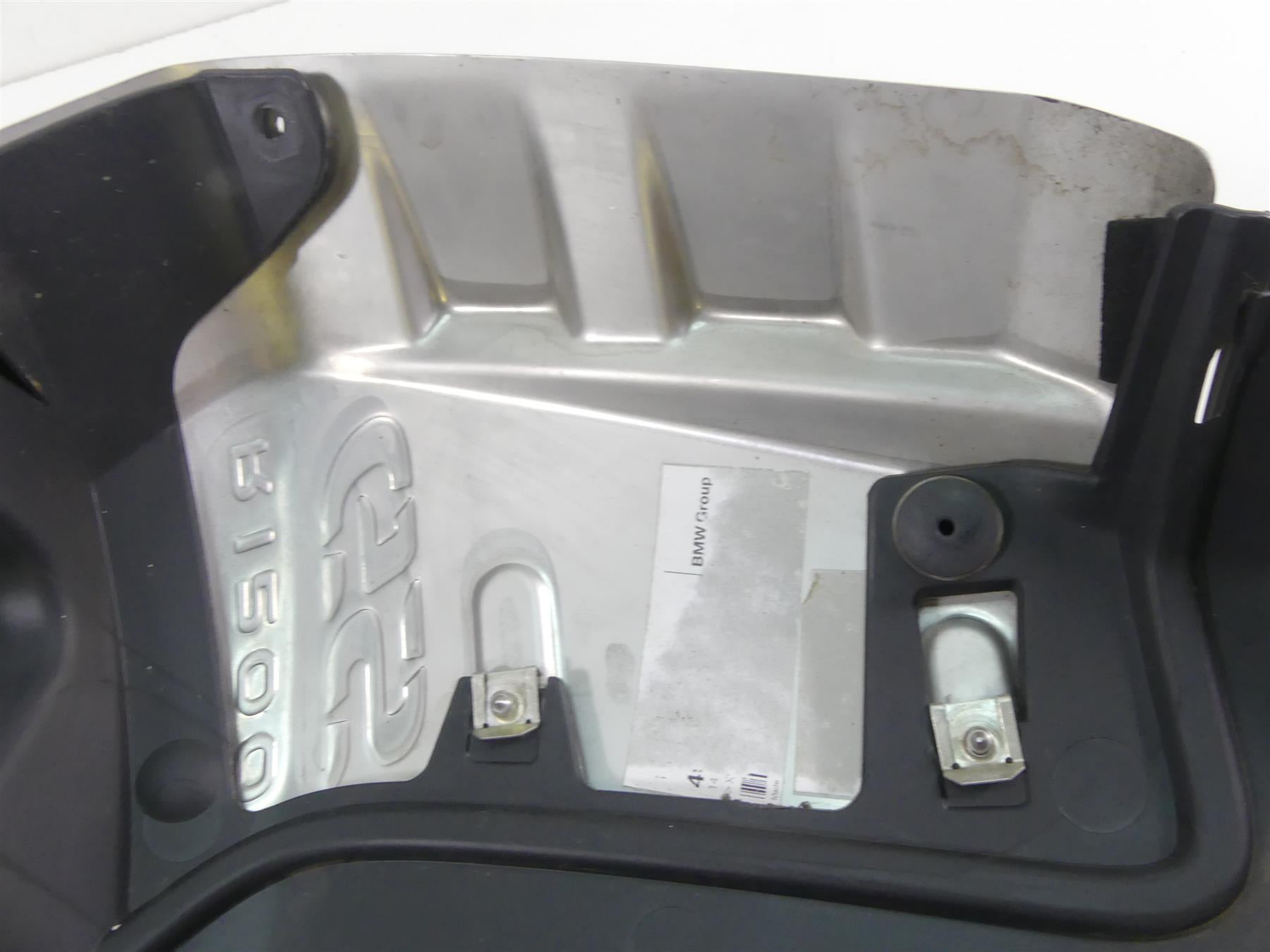 2009 BMW R1200GS K25 Fuel Gas Petrol Tank Left Side Cover Fairing 46637700875 {{ shop.shopifyCountryName }} - Mototech271