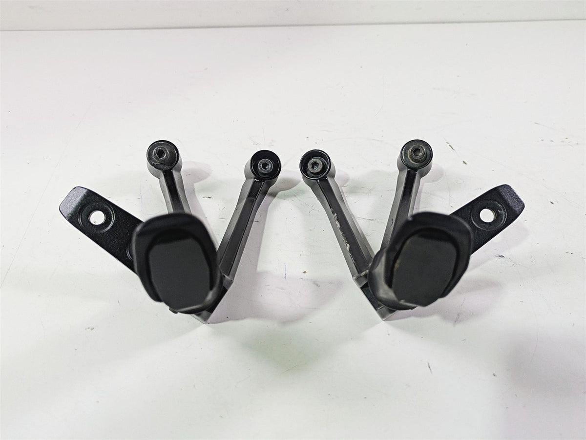 2020 Suzuki V-Strom 1050 XT Rear Passenger Footpeg Rest Set 43811-31J00-YAP {{ shop.shopifyCountryName }} - Mototech271