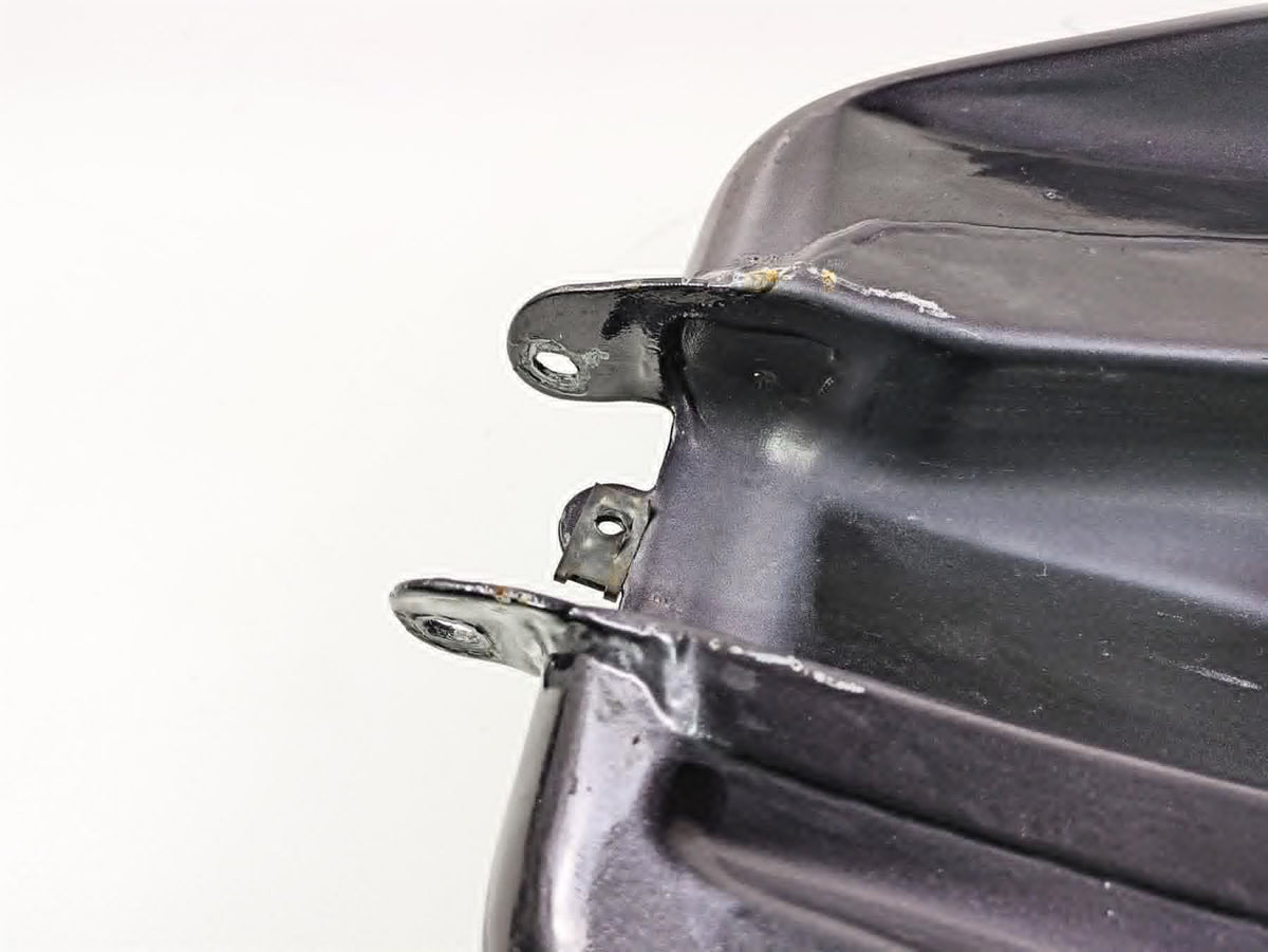 2011 Harley FXDC Dyna Super Glide Fuel Gas Petrol Tank Reservoir - Read 61000705 {{ shop.shopifyCountryName }} - Mototech271