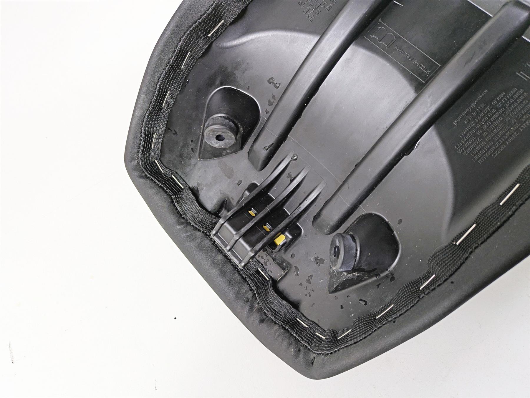 2024 Triumph Tiger 900 GT Front Rider Seat Saddle Comfort 2 tone T2311977 {{ shop.shopifyCountryName }} - Mototech271