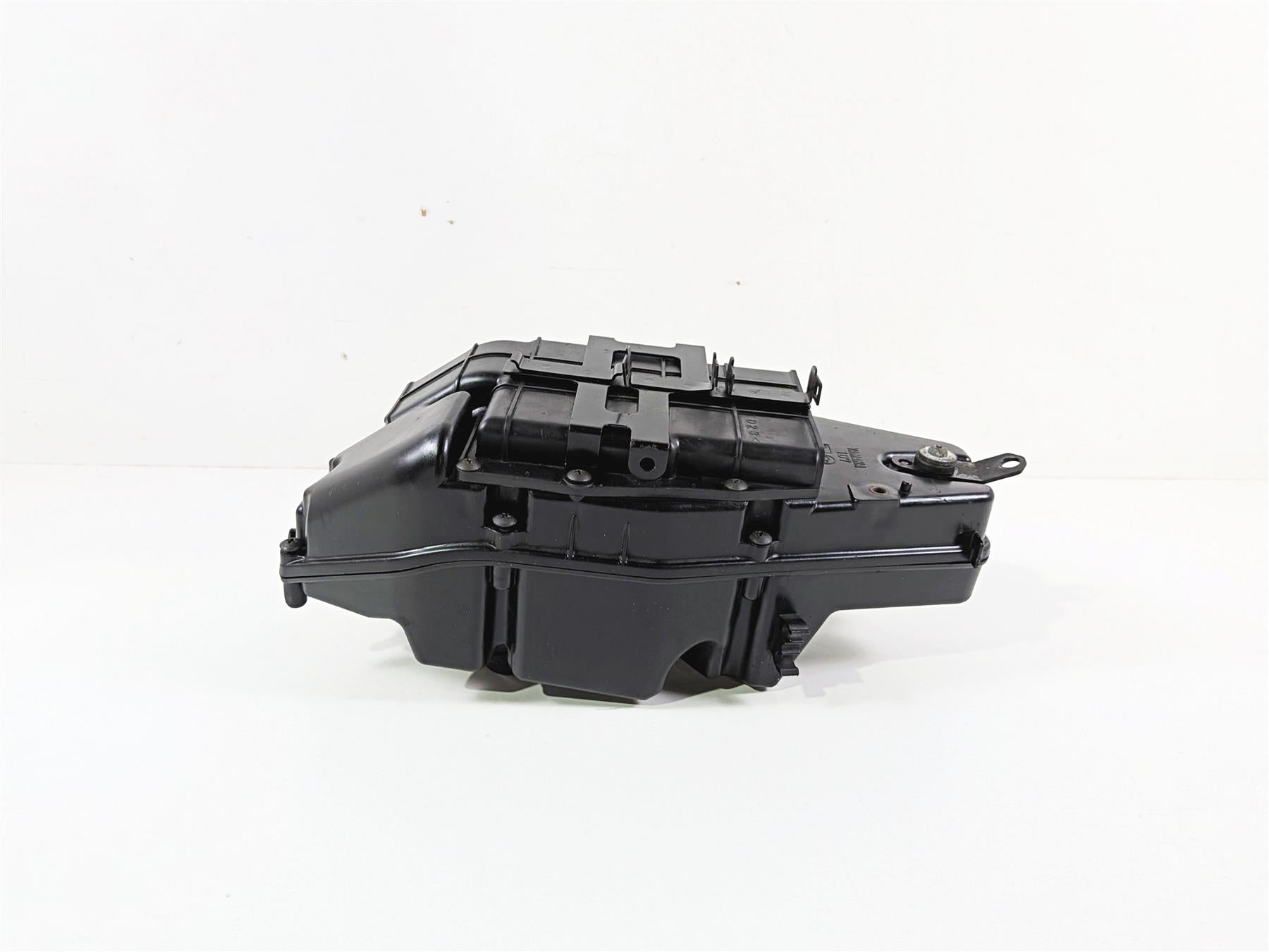 2012 Yamaha XV1900 Raider S Air Box Cleaner Breather Filter 5C7-W1443-00-00 {{ shop.shopifyCountryName }} - Mototech271
