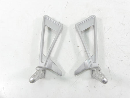 2021 Aprilia RS 660 Rear Passenger Footpeg Foot Peg Rest Set 2B005206 2B005205 {{ shop.shopifyCountryName }} - Mototech271