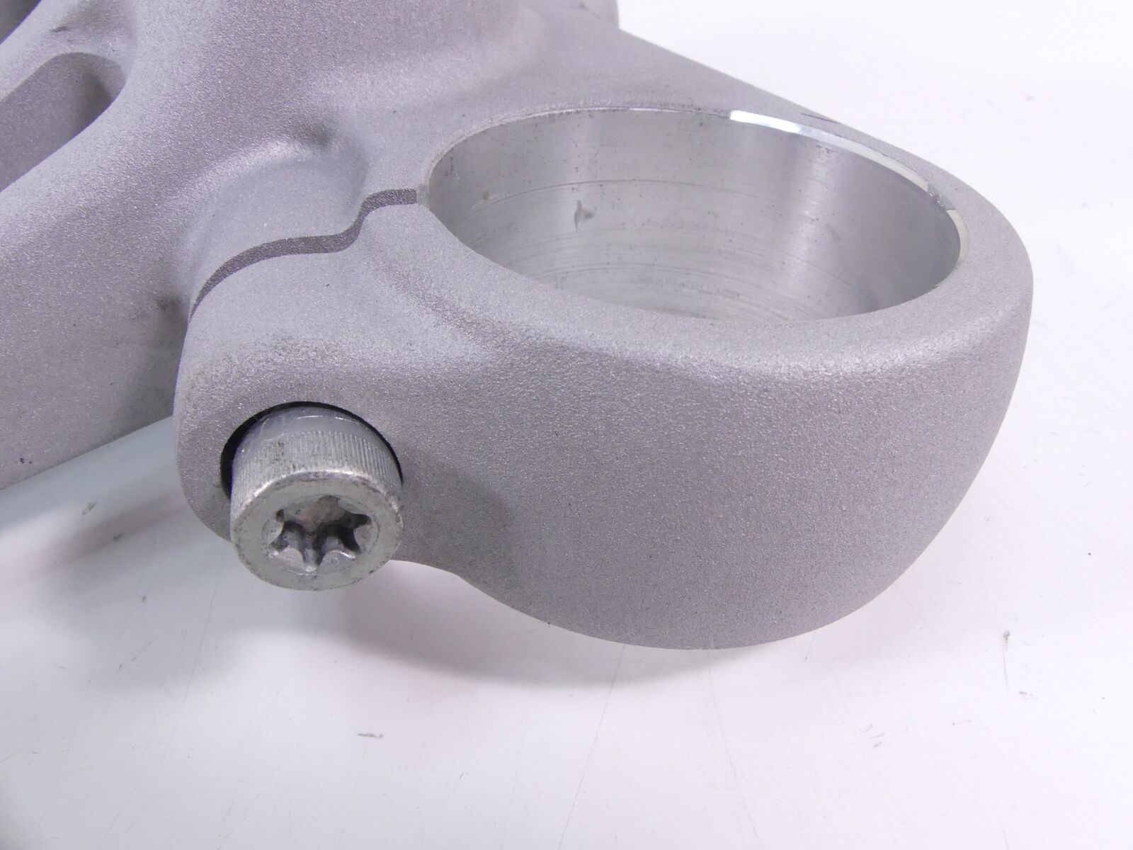 2009 Harley Sportster XR1200 Upper Triple Tree Steering Clamp 43mm 46028-08 {{ shop.shopifyCountryName }} - Mototech271