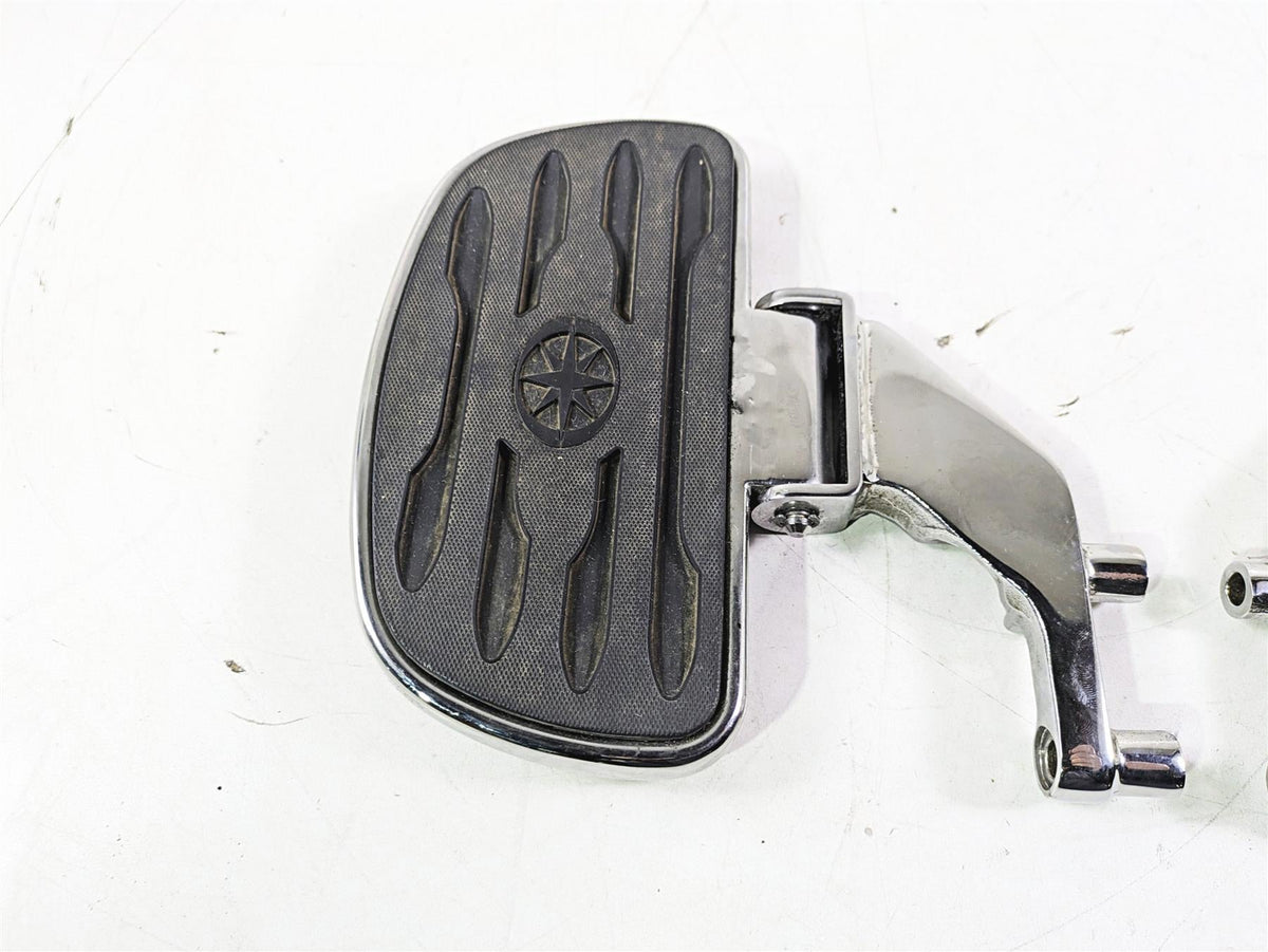 2004 Yamaha XVZ1300 Royal Star Rear Passenger Floorboard Set 4XY-27430-00-00 {{ shop.shopifyCountryName }} - Mototech271