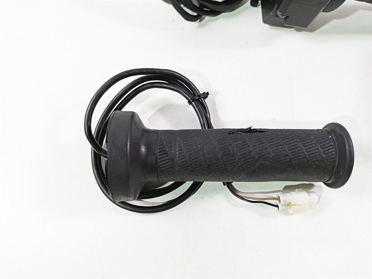2020 KTM 1290 Super Adventure R Ride By Wire Throttle Sensor Grip 60711012000 {{ shop.shopifyCountryName }} - Mototech271