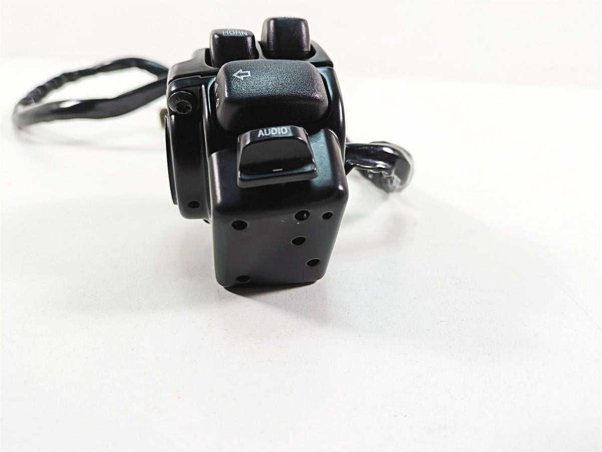 2013 Harley Touring FLHX Street Glide Left Hand Control Switch 71682-06A - Read {{ shop.shopifyCountryName }} - Mototech271