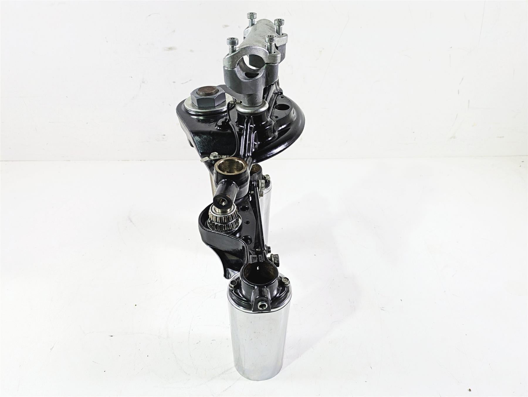 2011 Harley Touring FLHTCUSE CVO E-Glide Lower Upper Triple Tree Set 45446-09 {{ shop.shopifyCountryName }} - Mototech271