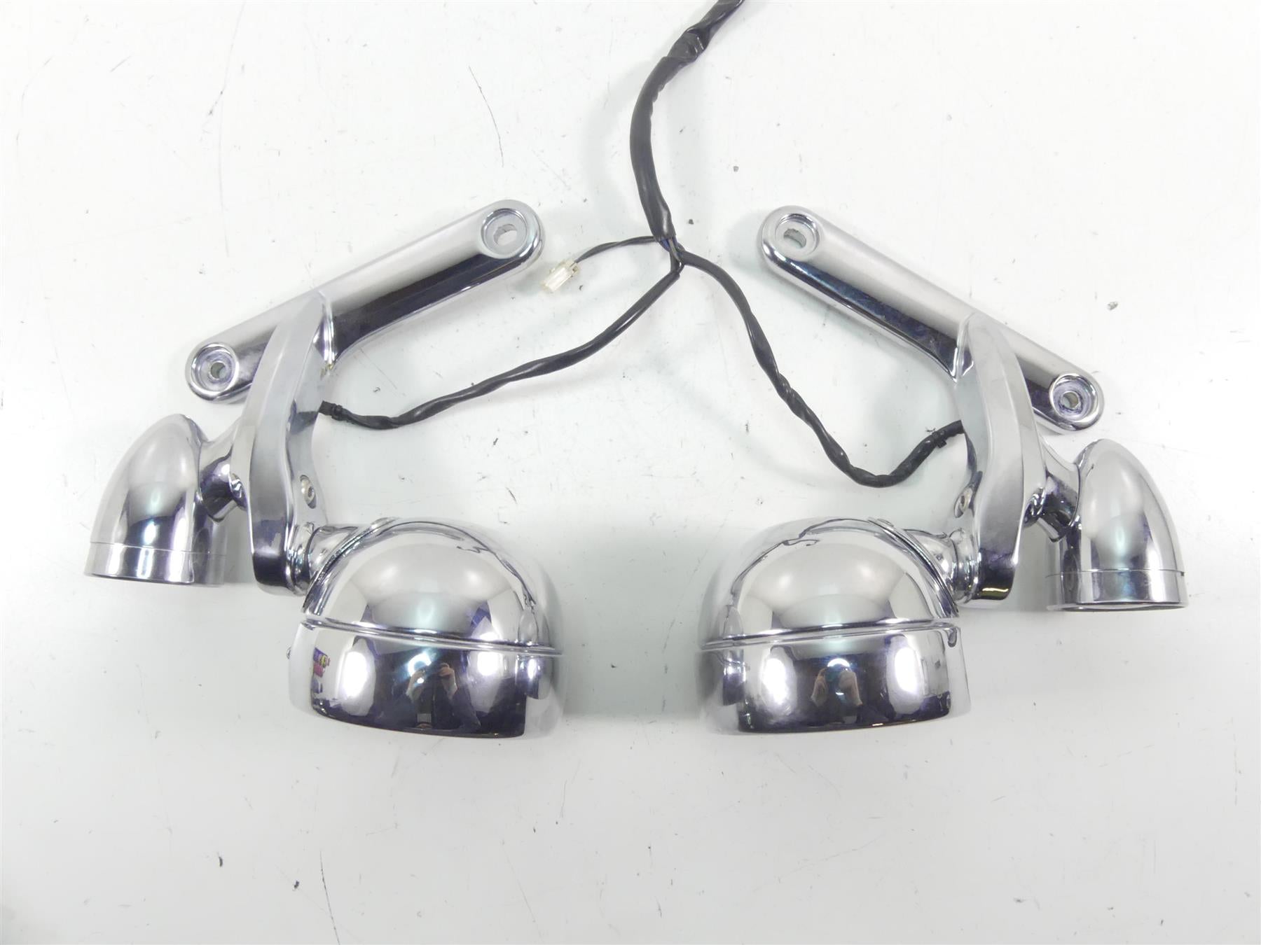 2005 Harley Touring CVO FLHTC SE Electra Glide Front Blinker Light Set 68836-04 {{ shop.shopifyCountryName }} - Mototech271
