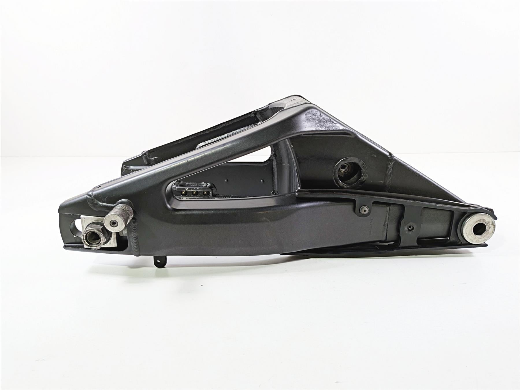 2008 Yamaha YZF R1 RN19 Straight Swingarm Swing Arm 4C8-22110-10-00 {{ shop.shopifyCountryName }} - Mototech271