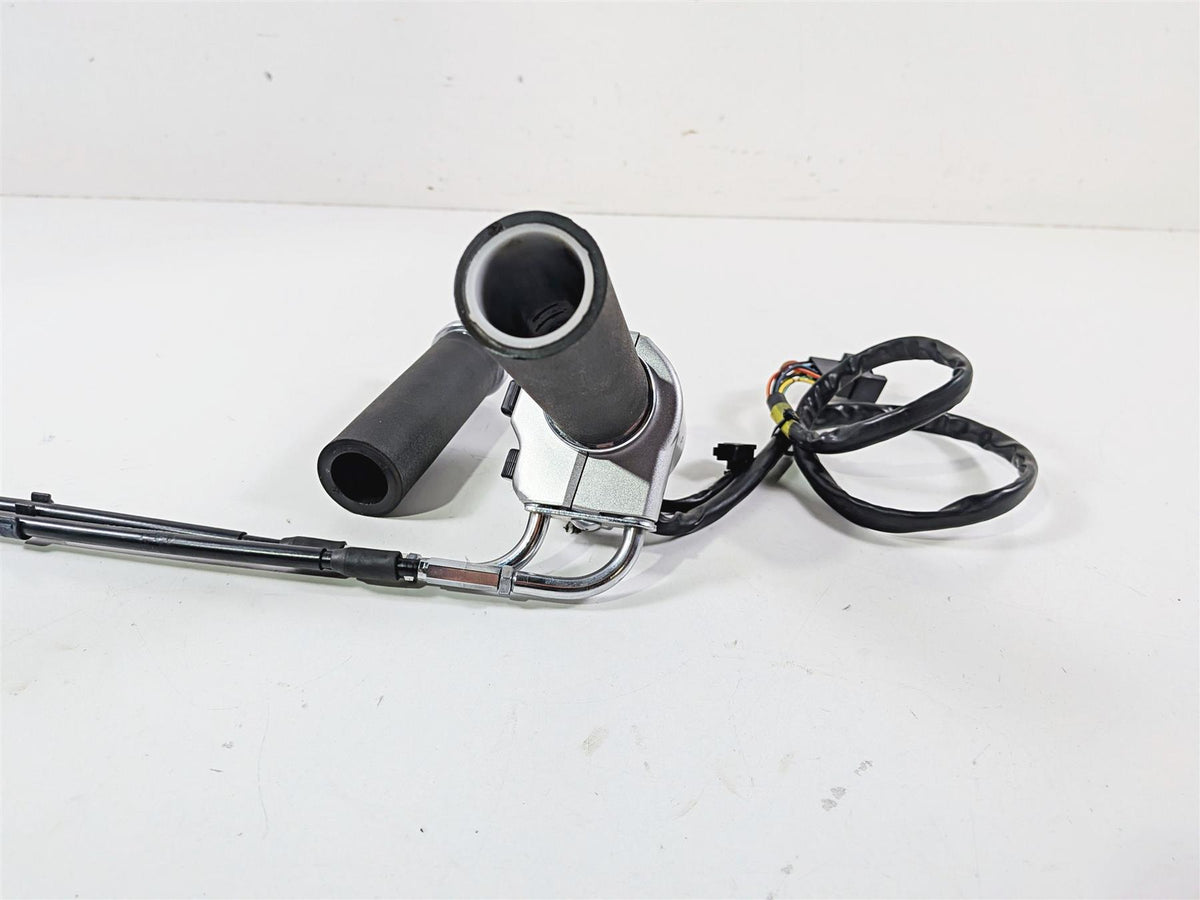 2005 Suzuki VZ800 M50 Boulevard Right Hand Control Switch -Read 37200-39G50 {{ shop.shopifyCountryName }} - Mototech271
